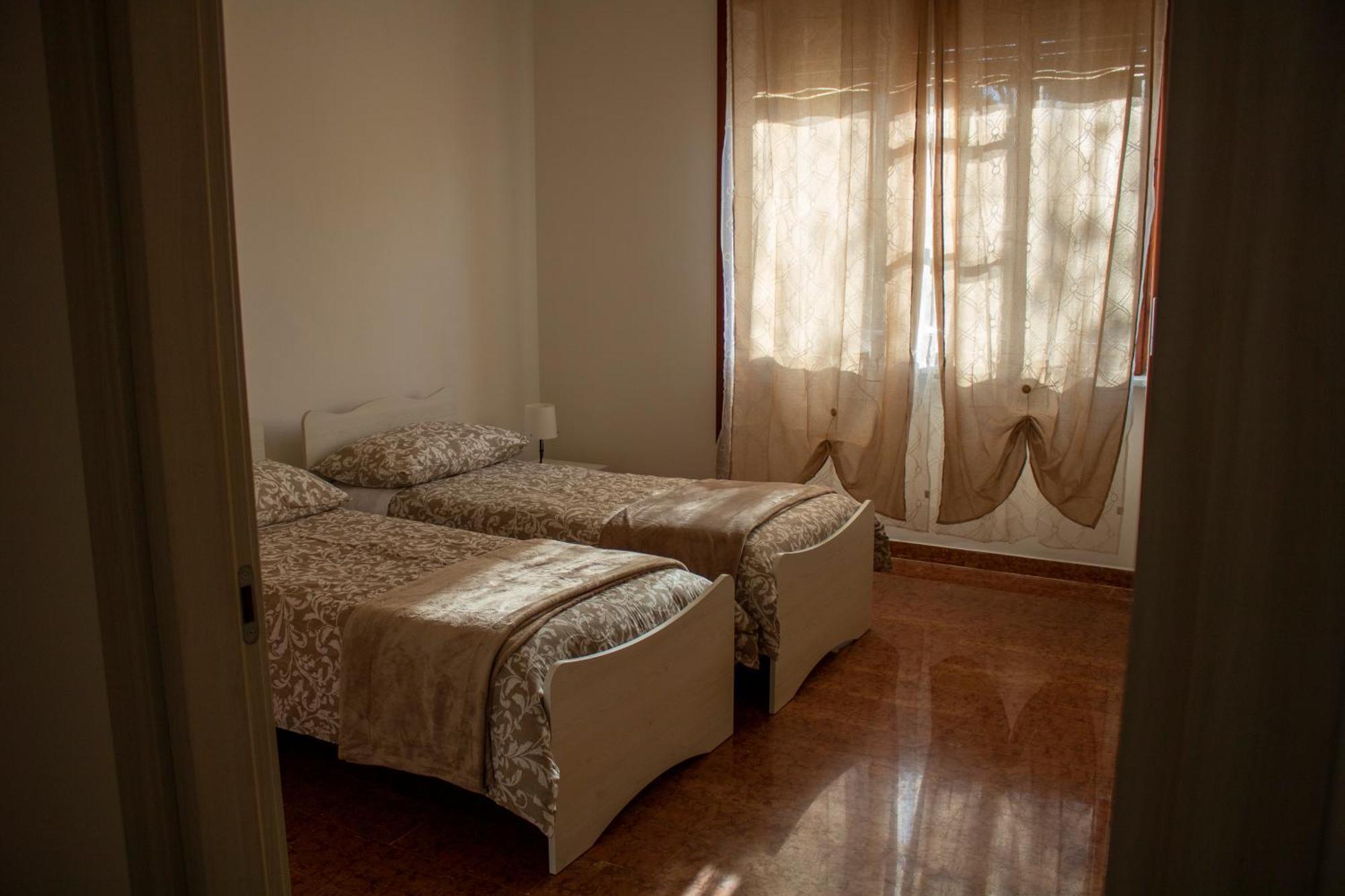 Nuova Luna Salerno Exterior photo